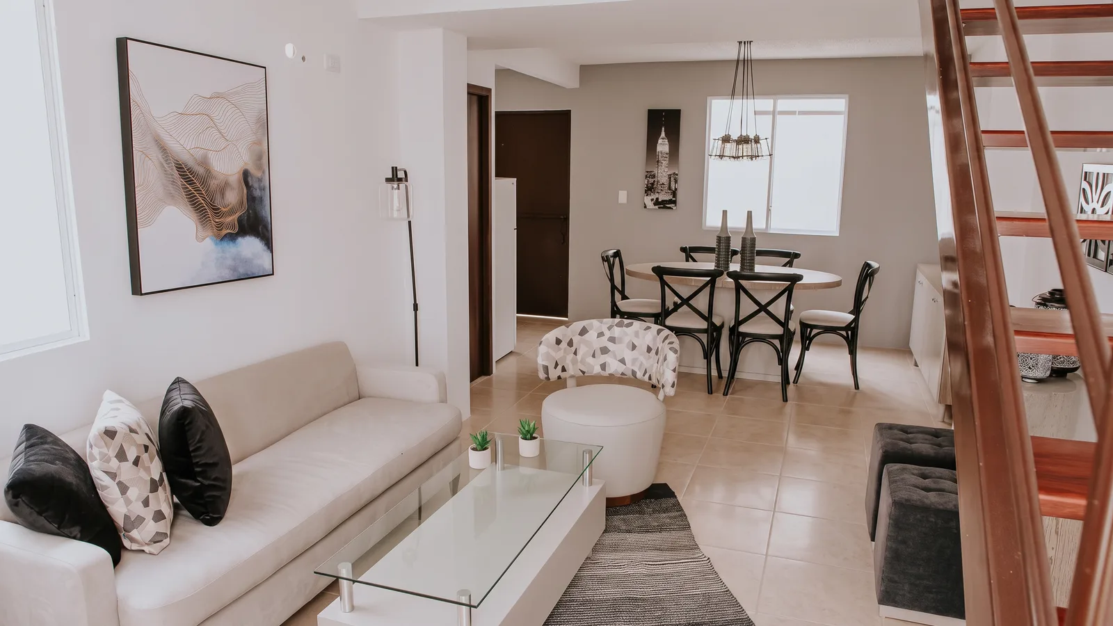 Sala del modelo Triana 2M